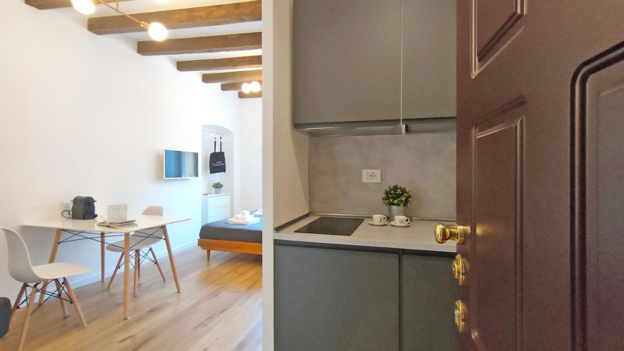 Milano Navigli Apartment - Via Vigevano Exteriér fotografie